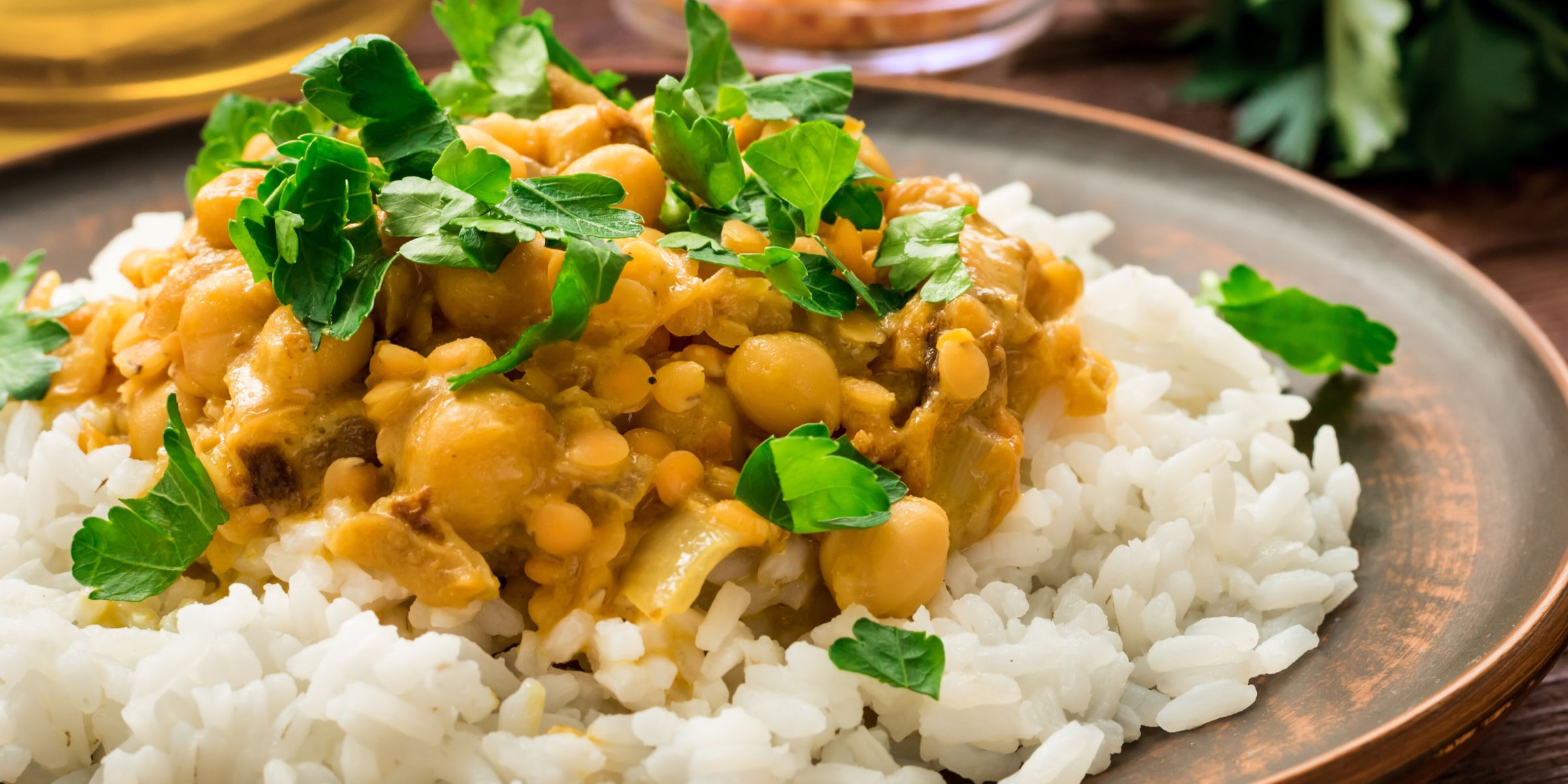 chickpea curry can increase protein intake and is vegan 