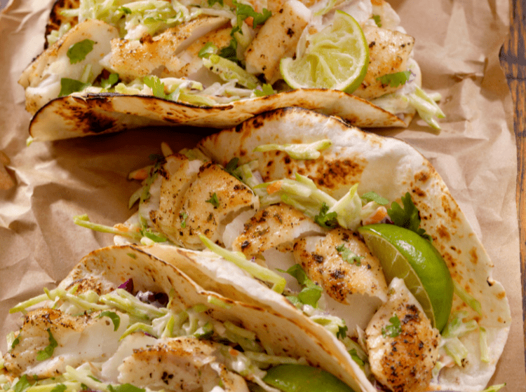 fish tacos with cabbage and lime